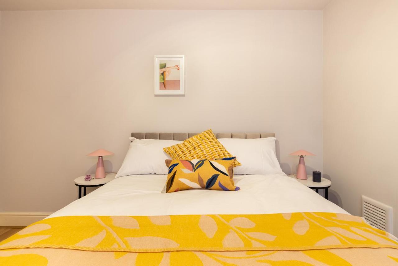 Mornington Crescent Apartment Лондон Екстериор снимка